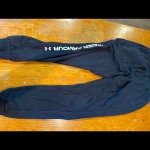 Men’s small Under Armour joggers